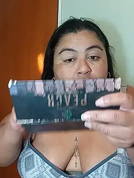 Snapshot of Karissa_07 chatting on June 12, 11:42 am Karissa 07 online show from June 12, 11:42 am