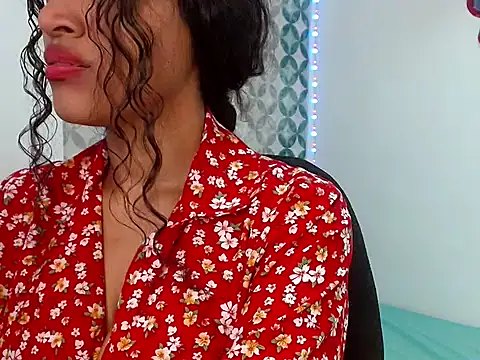 Isabellacarson online show from June 9, 6:30 pm