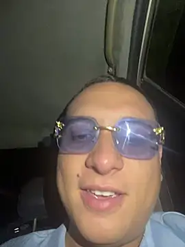 Snapshot of TomasStyl__ chatting on June 9, 4:13 am TomasStyl online show from June 9, 4:13 am