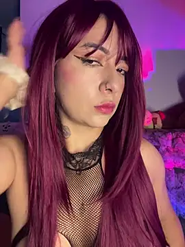 arilynn  online show from July 13, 5:21 am