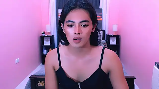 MiamoreAmara69 online show from June 18, 5:41 am
