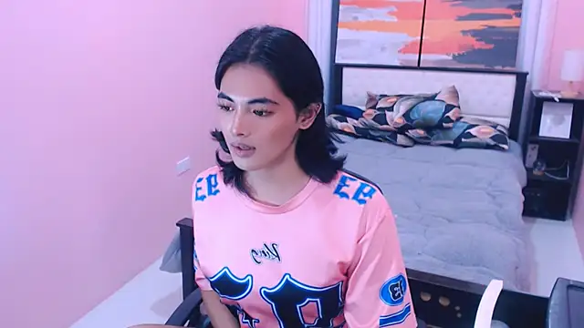 MiamoreAmara69 online show from July 18, 4:11 pm