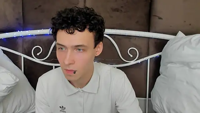 Jacob Davidson online show from June 16, 2:41 pm