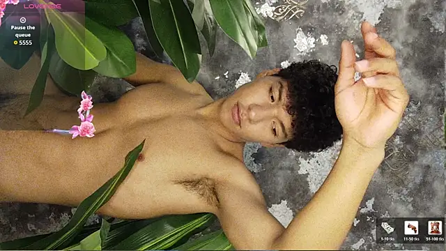 Snapshot of Maximiliano_Young chatting on June 28, 11:05 am Maximiliano Young online show from June 28, 11:05 am