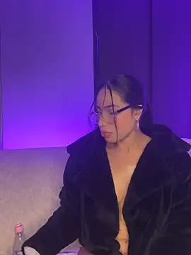 Dylan KatteLive online show from July 14, 2:05 am