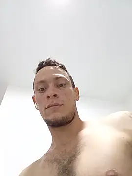 jadereltremendo online show from June 13, 9:13 pm