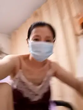 fengshun00000 online show from June 14, 1:02 pm