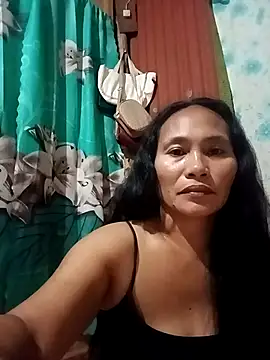 Snapshot of Queenslay chatting on July 11, 11:13 am Queenslay online show from July 11, 11:13 am