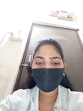 Snapshot of savita97567 chatting on June 6, 11:31 pm savita97567 online show from June 6, 11:31 pm
