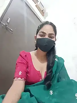 Snapshot of savita97567 chatting on June 15, 1:52 am savita97567 online show from June 15, 1:52 am