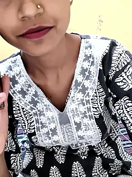 Snapshot of Hotty_Ishu chatting on June 7, 1:48 pm Hotty Ishu online show from June 7, 1:48 pm