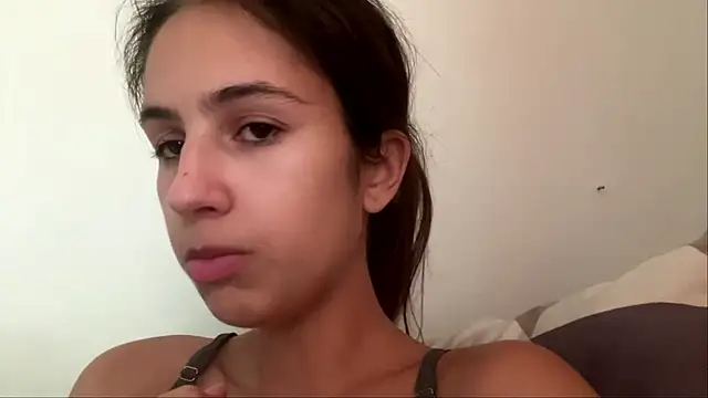 Snapshot of SindyKay chatting on July 22, 5:10 am SindyKay online show from July 22, 5:10 am