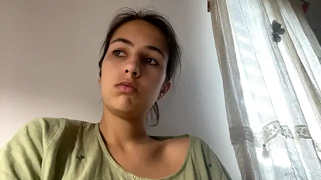 Snapshot of SindyKay chatting on July 23, 5:16 am SindyKay online show from July 23, 5:16 am