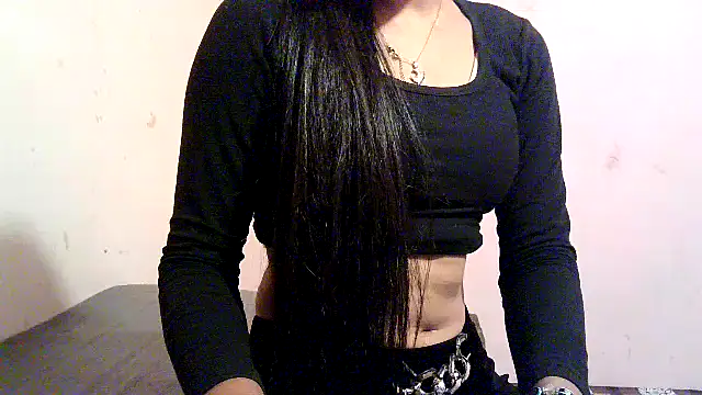 Snapshot of brinda_cutie chatting on June 3, 2:33 pm brinda cutie online show from June 3, 2:33 pm