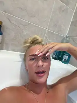 Millymae  online show from June 10, 5:12 pm
