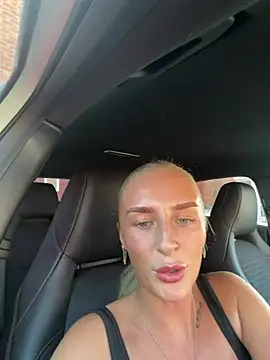 Millymae  online show from June 24, 4:17 pm