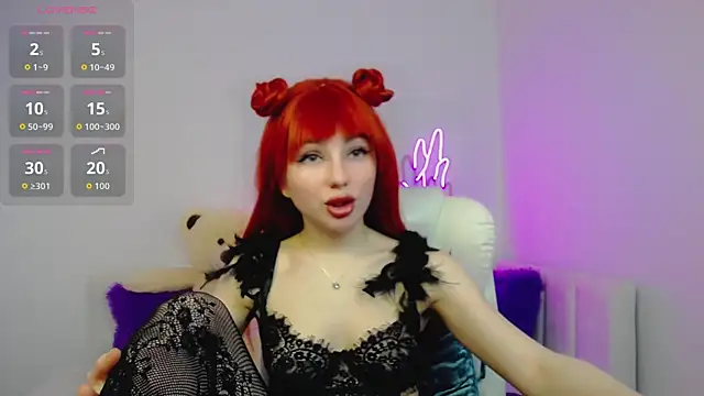 Snapshot of ArielDreamm chatting on June 13, 7:39 am ArielDreamm online show from June 13, 7:39 am
