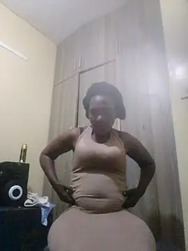 Creamymom4 online show from June 14, 1:02 pm