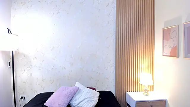 amberhanks online show from July 29, 12:14 pm