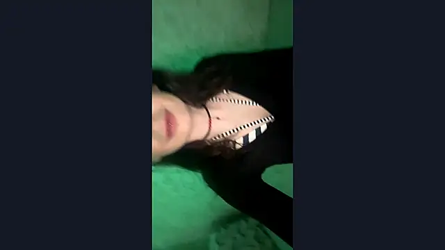 LaceyBatter online show from July 1, 9:58 pm