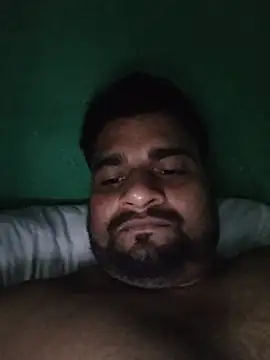 Snapshot of mature_boy_patna chatting on July 15, 5:02 am mature boy patna online show from July 15, 5:02 am
