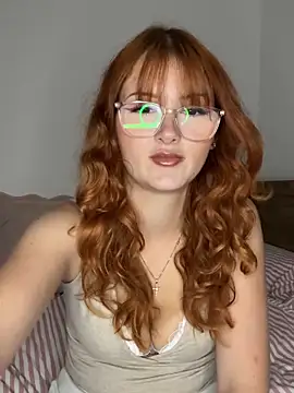 Snapshot of BunnyandBrookes_ chatting on June 11, 10:13 am BunnyandBrookes online show from June 11, 10:13 am