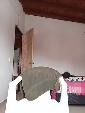 Snapshot of Axel_Noctra chatting on June 4, 1:28 pm Axel Noctra online show from June 4, 1:28 pm