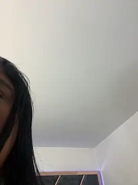 FoxySkye online show from June 26, 5:01 am