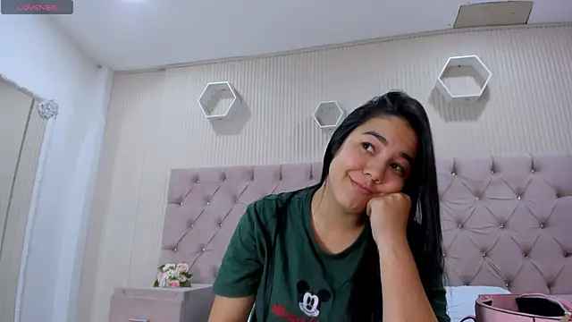 Snapshot of RyleyWest chatting on June 15, 8:22 pm RyleyWest online show from June 15, 8:22 pm
