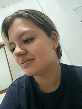 Snapshot of azulskyer chatting on July 13, 5:38 pm azulskyer online show from July 13, 5:38 pm