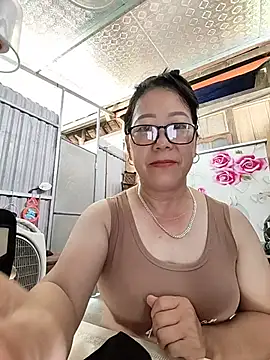 Snapshot of Ai_babylove chatting on June 5, 7:03 am Ai babylove online show from June 5, 7:03 am