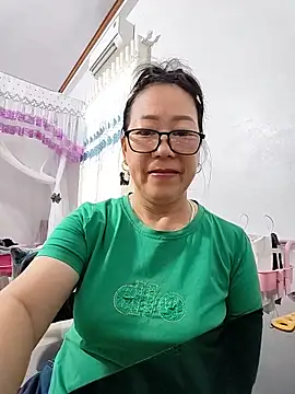 Snapshot of Ai_babylove chatting on June 10, 11:57 pm Ai babylove online show from June 10, 11:57 pm