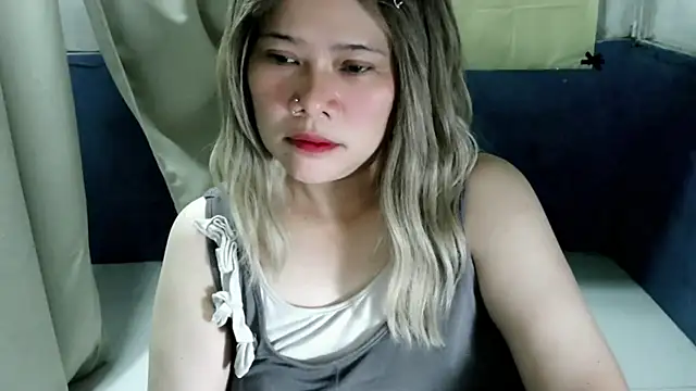 Snapshot of clity_fairyx chatting on June 3, 4:04 am clity fairyx online show from June 3, 4:04 am