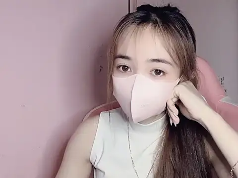 Snapshot of Alee8668 chatting on July 26, 9:16 am Alee8668 online show from July 26, 9:16 am