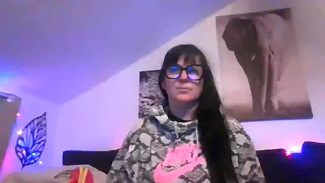 sexujuly88 online show from December 17, 10:16 pm