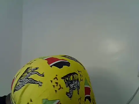 Snapshot of Sweet_Cherry17 chatting on June 6, 11:31 pm Sweet Cherry17 online show from June 6, 11:31 pm