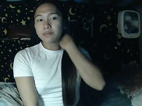 Chelsygnd online show from June 16, 6:21 pm