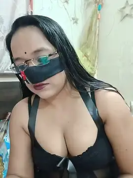 exoticindiancouple online show from July 28, 9:15 am