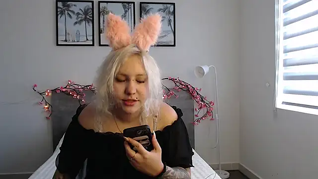 Snapshot of Martela_meri chatting on June 5, 3:35 am Martela meri online show from June 5, 3:35 am