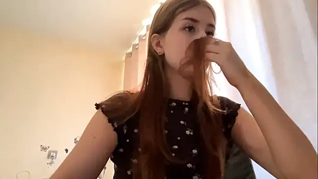 Kitty M0rphes online show from July 22, 7:22 am