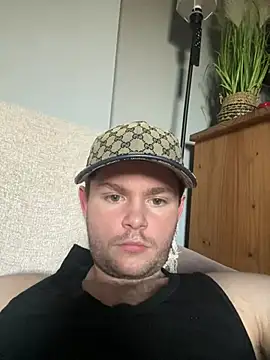 Ronnie153 online show from June 21, 7:27 pm