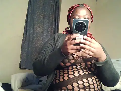 Snapshot of Lillybee74 chatting on June 11, 1:27 am Lillybee74 online show from June 11, 1:27 am