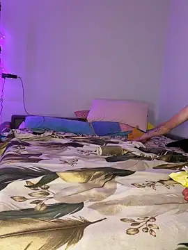Crazycouplelive  online show from June 9, 9:04 pm