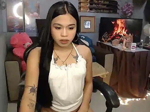 Snapshot of Salomesalvi chatting on June 8, 4:57 am Salomesalvi online show from June 8, 4:57 am
