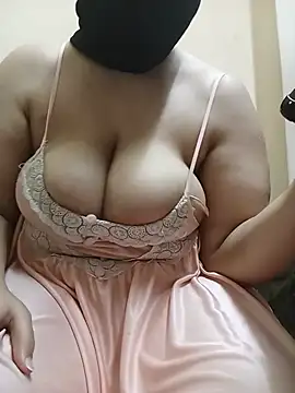 Snapshot of shata_naar chatting on June 14, 3:52 am shata naar online show from June 14, 3:52 am