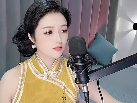 Momo-Wow online show from June 11, 6:33 am