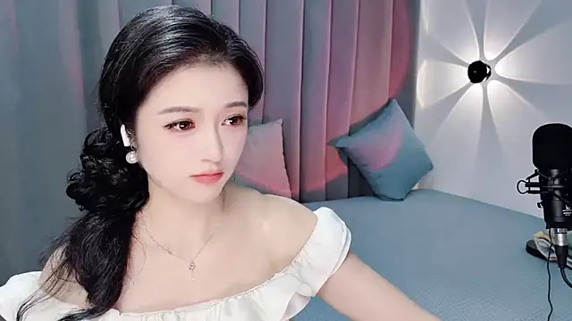 Momo-Wow online show from July 8, 6:29 am