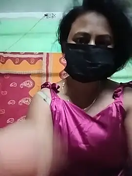 Snapshot of Sayanichatterjee024 chatting on June 15, 7:32 am Sayanichatterjee024 online show from June 15, 7:32 am