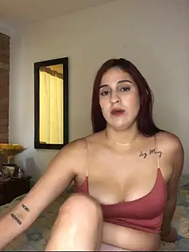 Snapshot of Sweet-Zoey chatting on June 2, 7:05 pm Sweet-Zoey online show from June 2, 7:05 pm