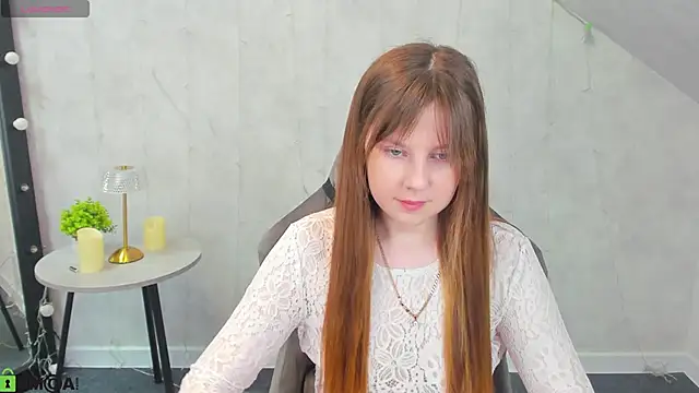 Snapshot of Violeta_Paul chatting on June 17, 12:57 am Violeta Paul online show from June 17, 12:57 am